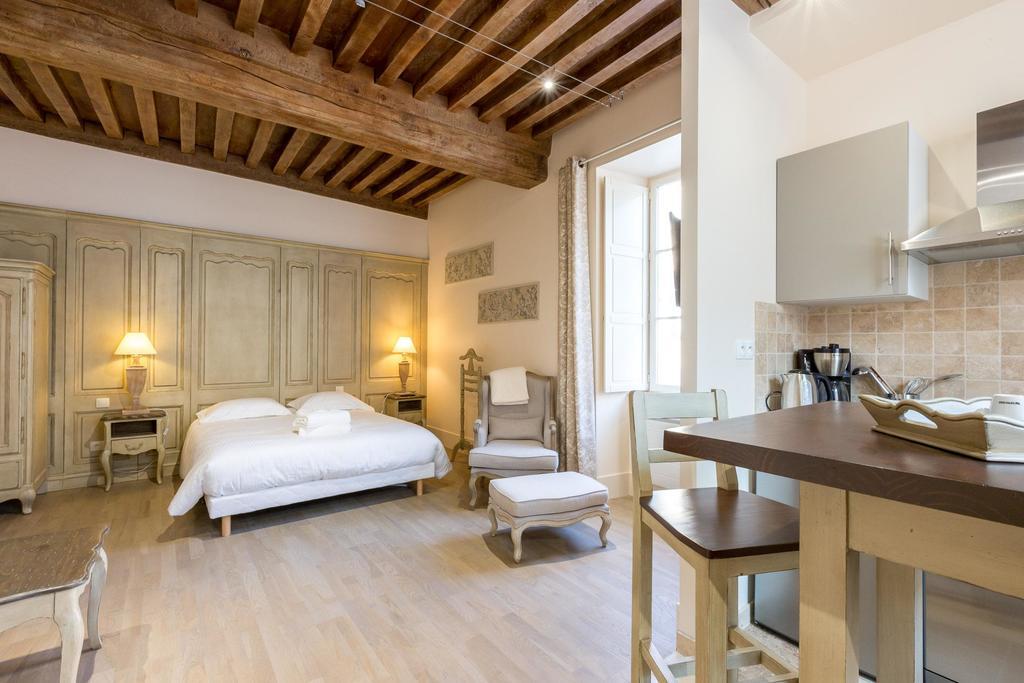 Le Cara Seheiah 1D Bed & Breakfast Beaune  Exterior photo